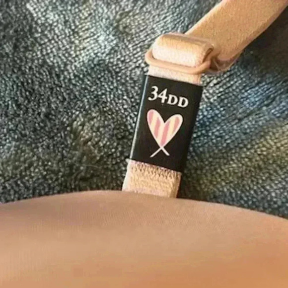 NWOT Victoria Secret wireless push-up convertable bra, 34DD - Picture 7 of 8